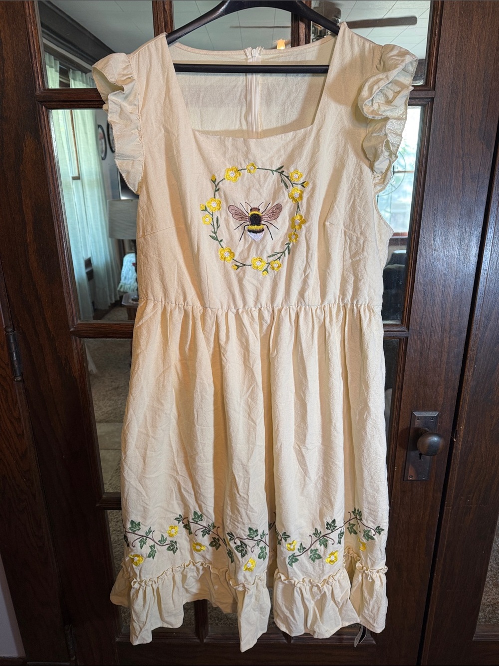 Romwe Womens 3XL Cream Embroidered Bumblebee Floral Ruffle Cottagecore Dress NEW